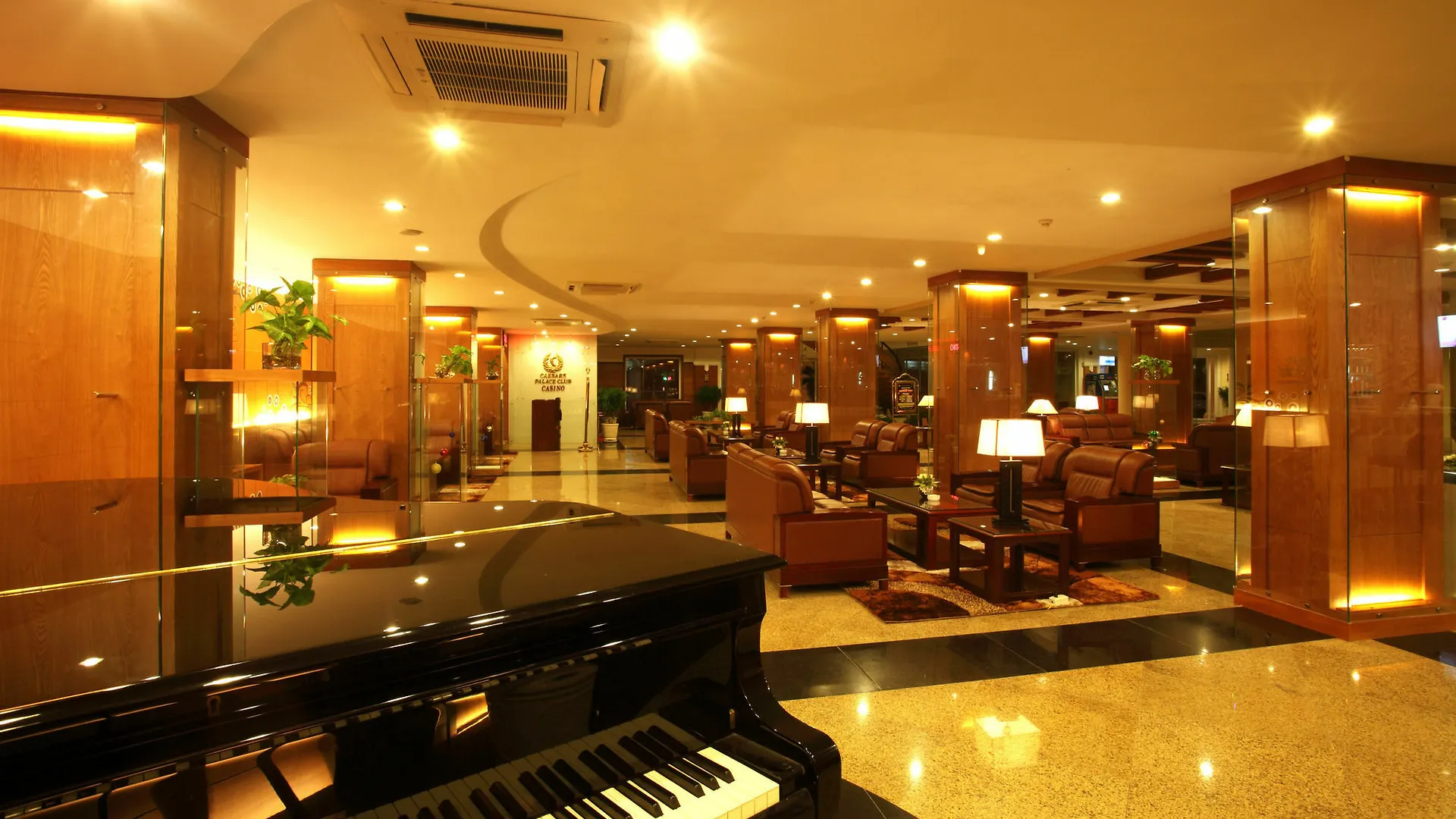 ****  Palace Hotel Vung Tau Vietnam